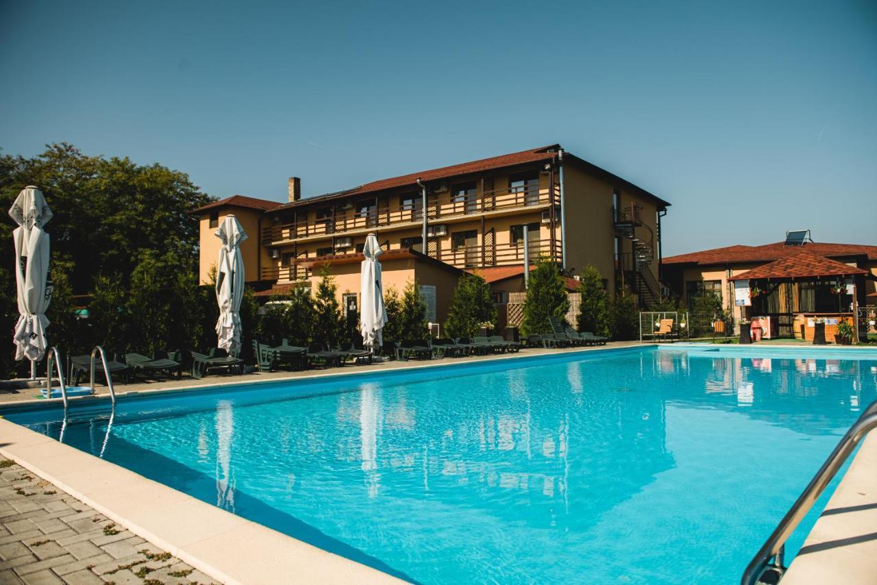 Hanul Lui Bogdan Economy Inn Făget Exteriér fotografie