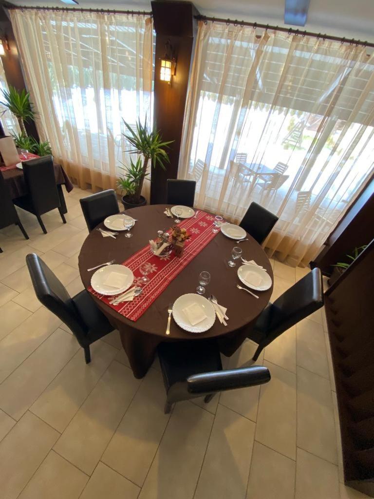 Hanul Lui Bogdan Economy Inn Făget Exteriér fotografie
