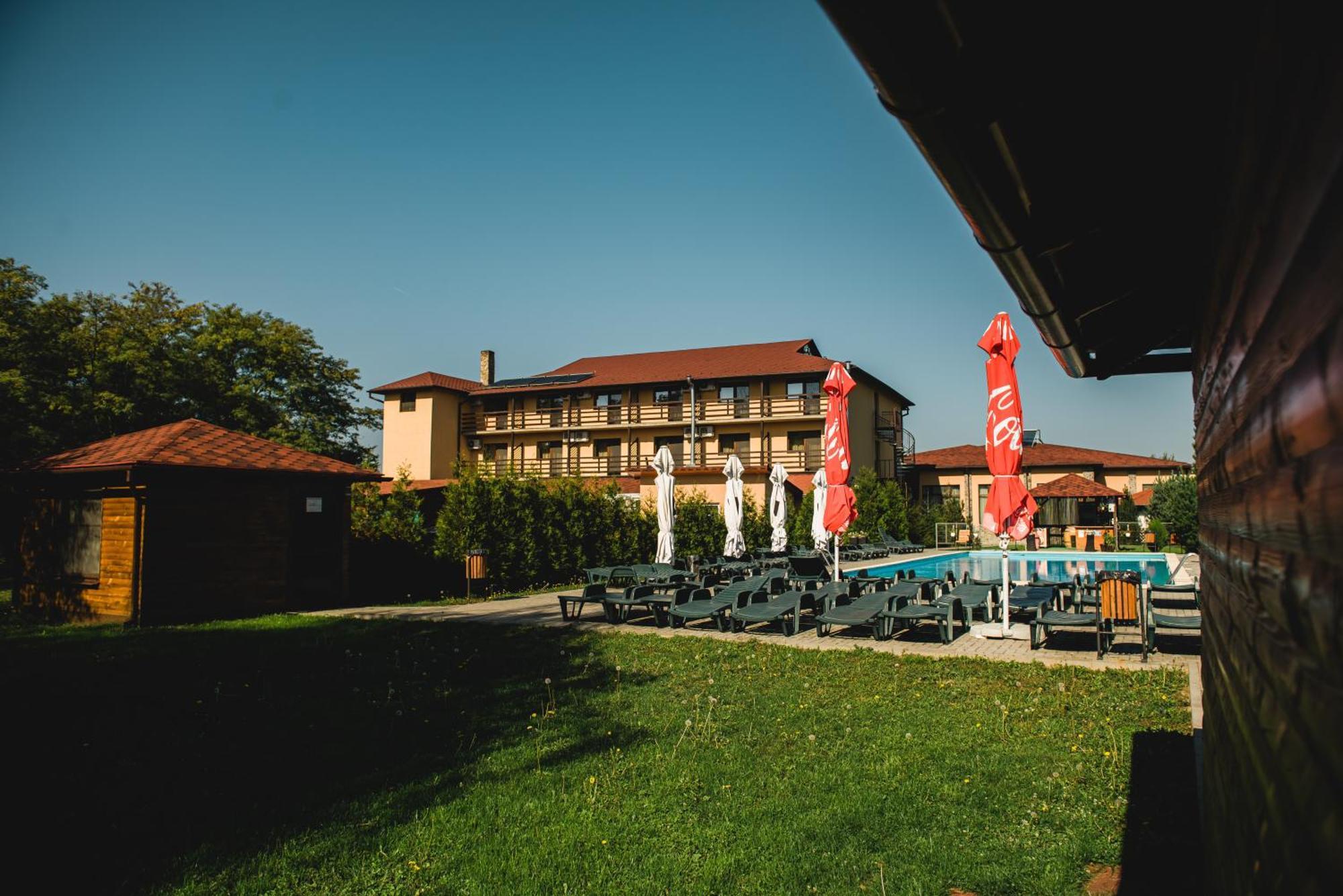 Hanul Lui Bogdan Economy Inn Făget Exteriér fotografie